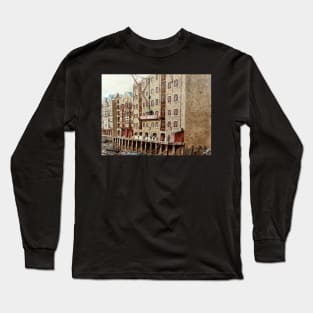 GUN WHARF, WAPPING, LONDON Long Sleeve T-Shirt